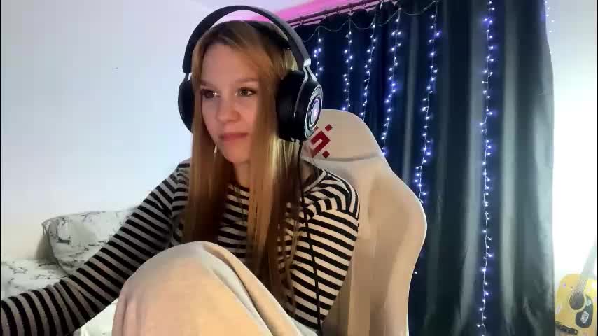 kayceefroehner Adult Chat March 11, 2026