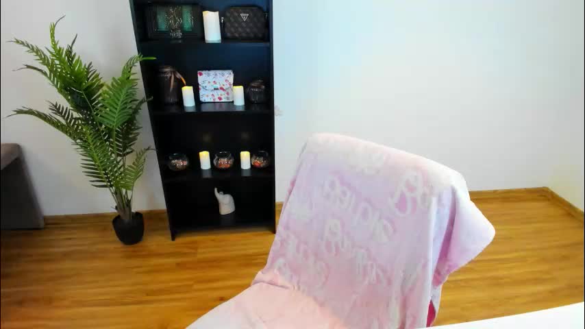 khloe_star Adult Chat March 11, 2026