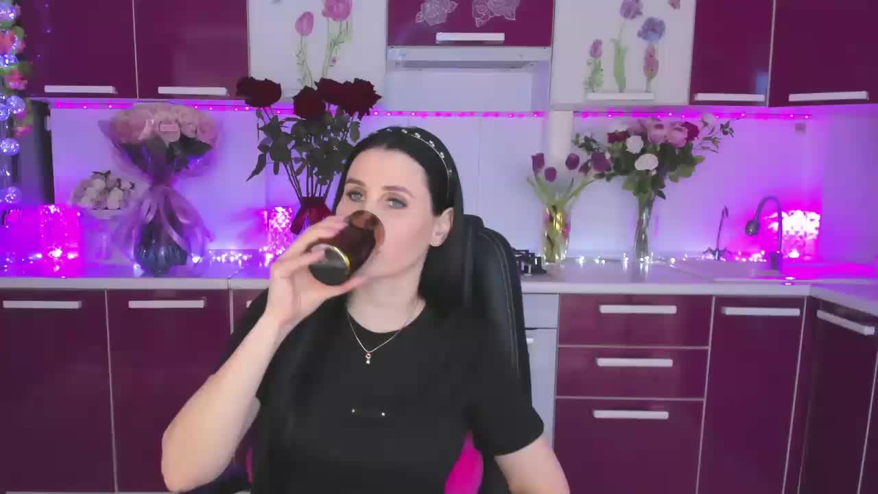 Olivija2020 Adult Chat March 12, 2026