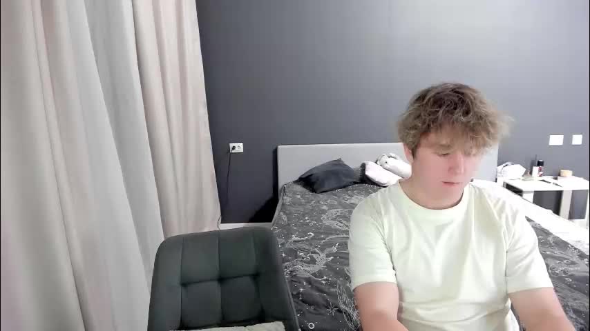 ariel_rouse Adult Chat March 12, 2026