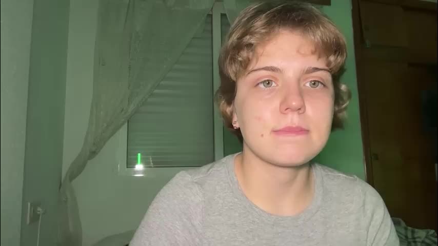 ari_crystal Adult Chat March 12, 2026