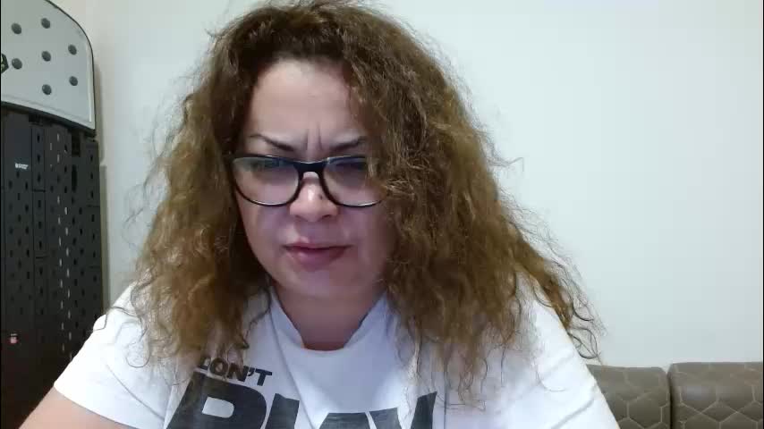 curvymomylore Adult Chat March 12, 2026