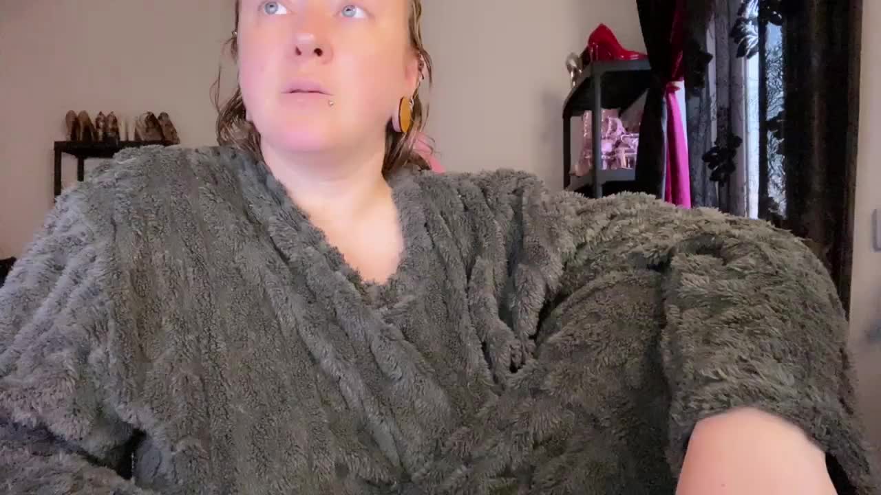 NylonQueen Adult Chat March 12, 2026