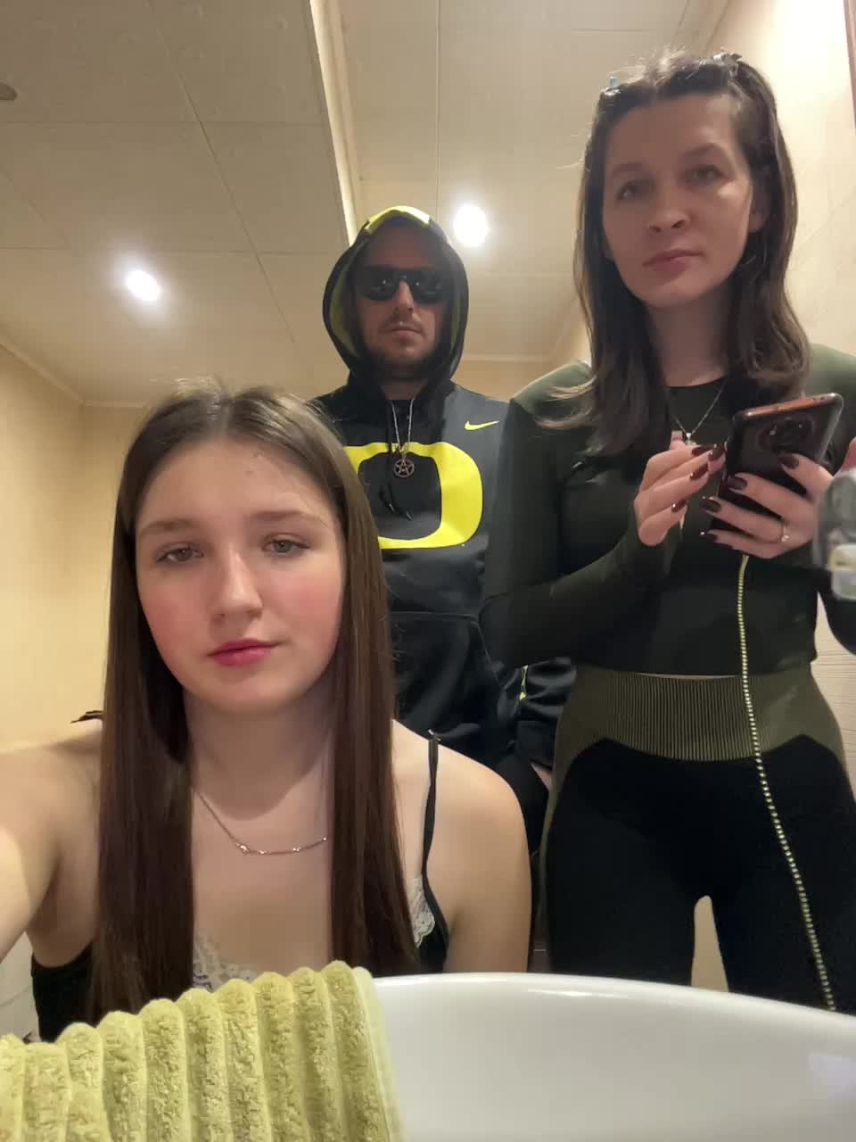 AHAHAC_HAXPEH_B_yHuTa3 Adult Chat March 12, 2026