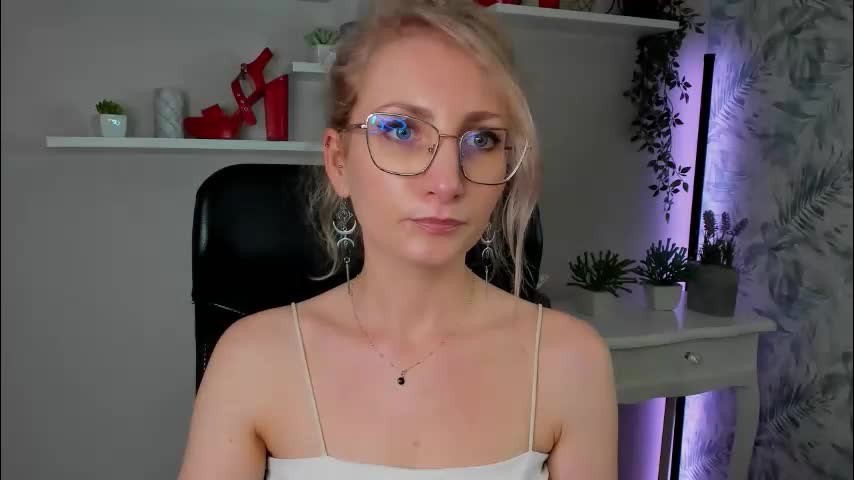 cinderellamoon Adult Chat March 12, 2026