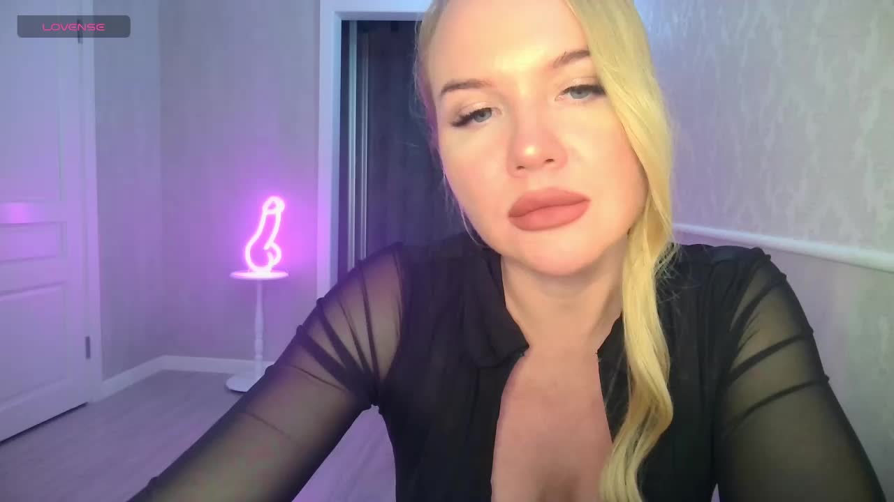DOMINATRIX77 Adult Chat March 12, 2026