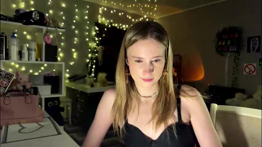 amily_sunray Adult Chat March 12, 2026