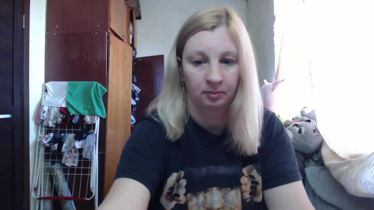 BustyBlondy Adult Chat March 12, 2026