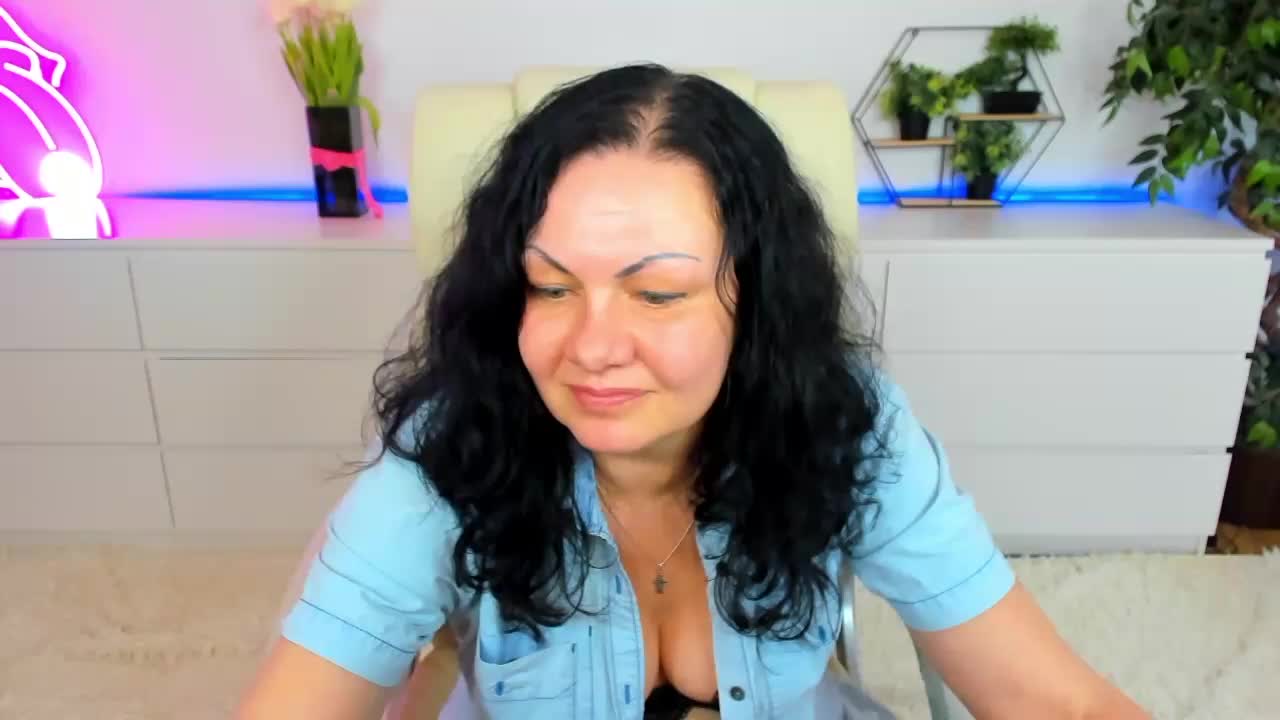 IrissMoon Adult Chat March 12, 2026