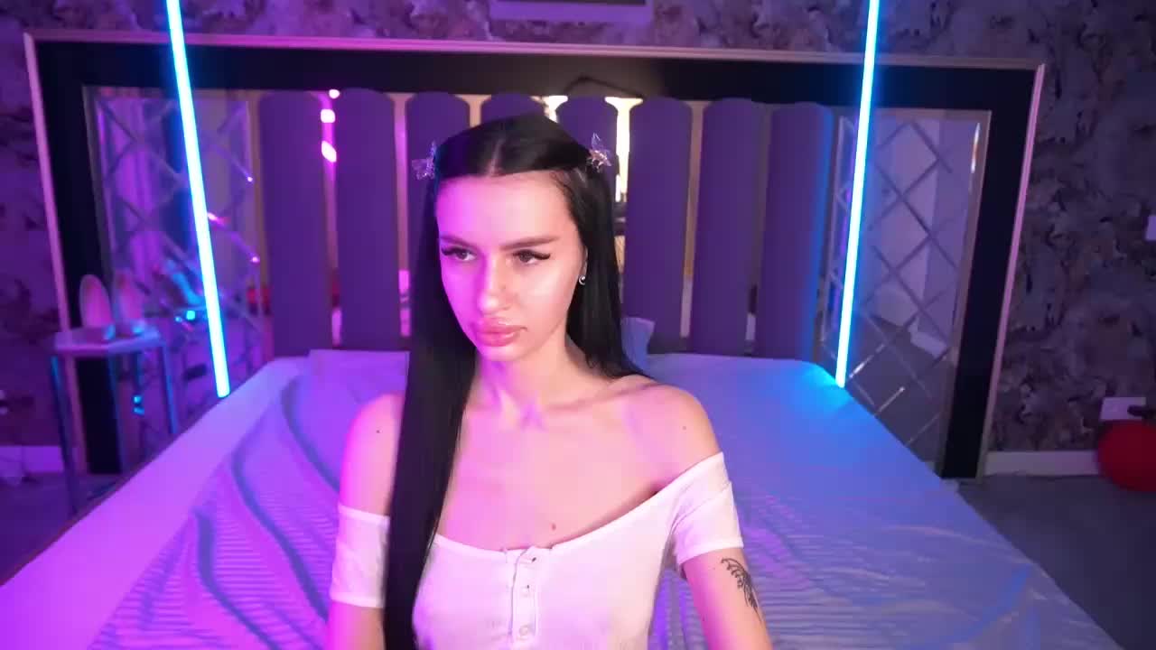 SnowWhiteee Adult Chat March 12, 2026