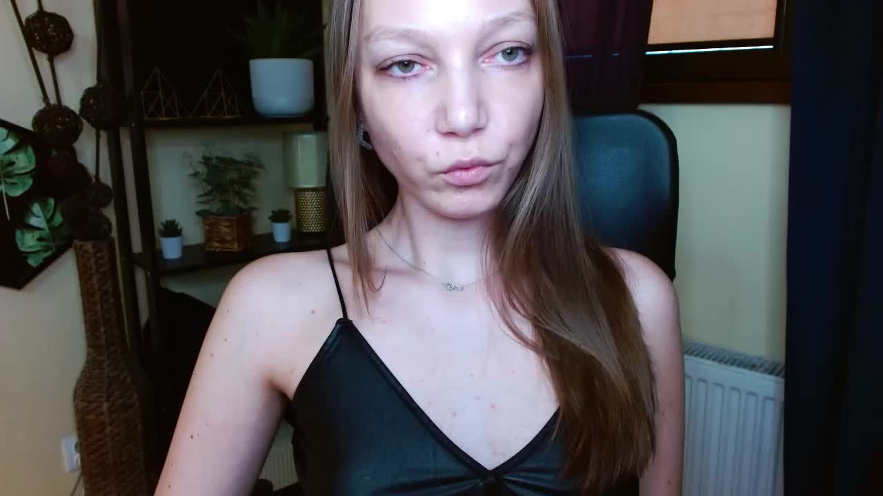 EmillyExtasy Adult Chat March 12, 2026