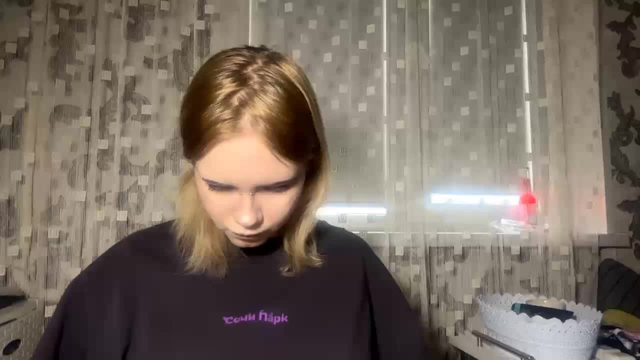 LaelVeller Adult Chat March 12, 2026