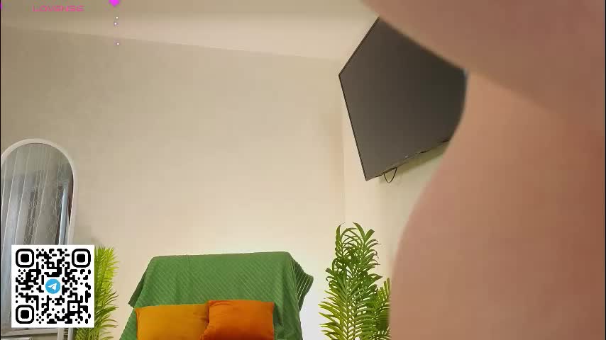 oliviabr0wn Adult Chat March 12, 2026