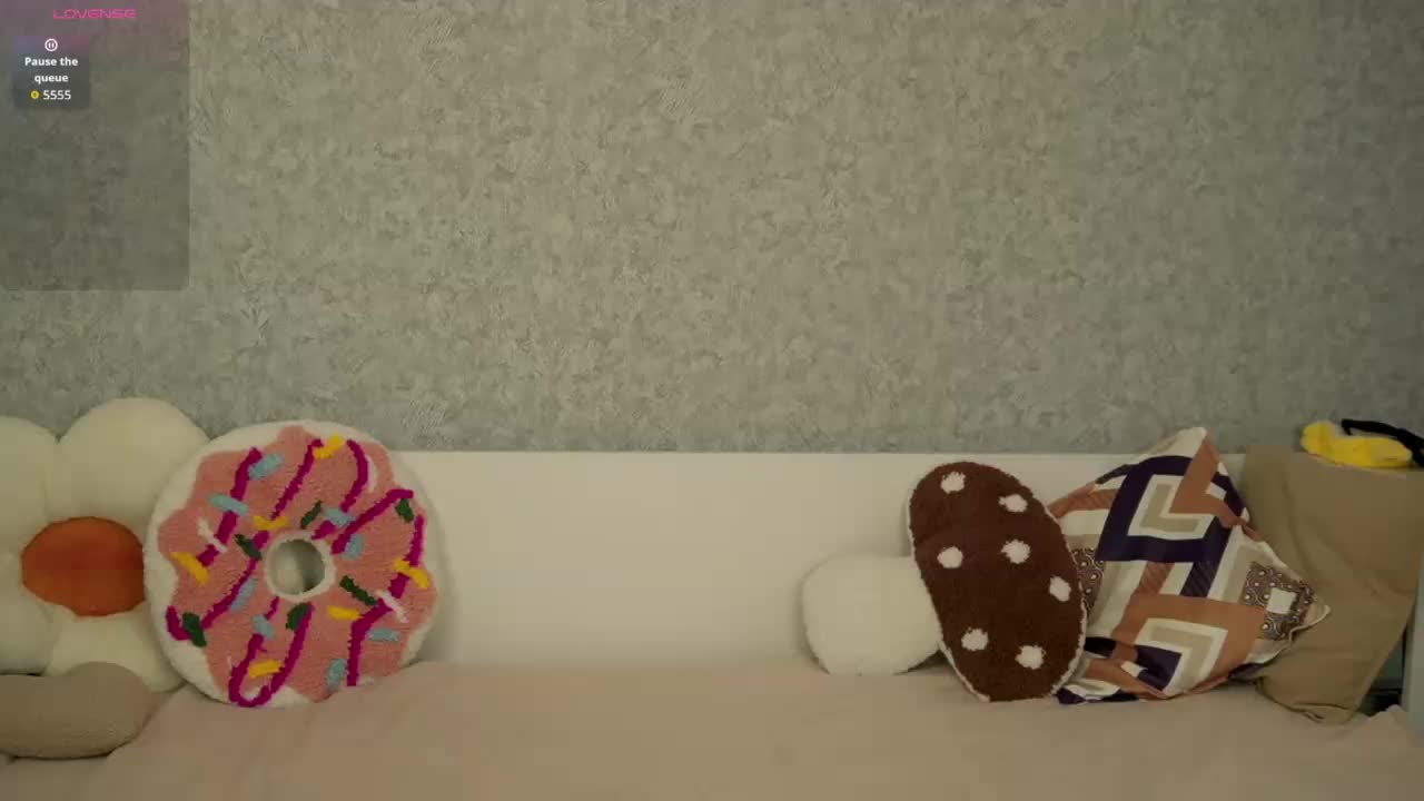 mia-roxxxx Adult Chat March 12, 2026