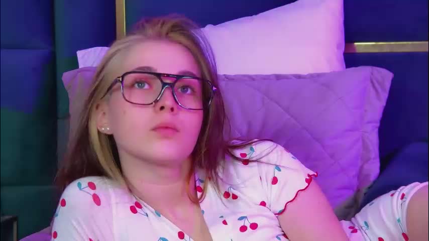 vanessacelesti Adult Chat March 13, 2026