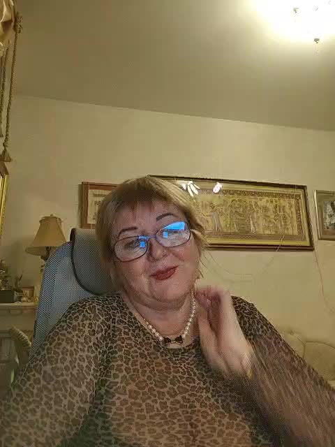 KarinkaSweet Adult Chat March 12, 2026