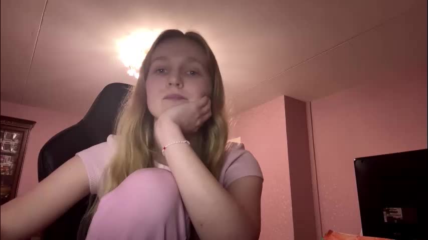 annellebenney Adult Chat March 12, 2026