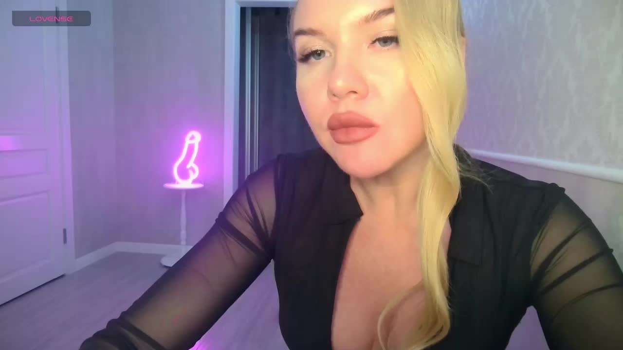 DOMINATRIX77 Adult Chat March 12, 2026