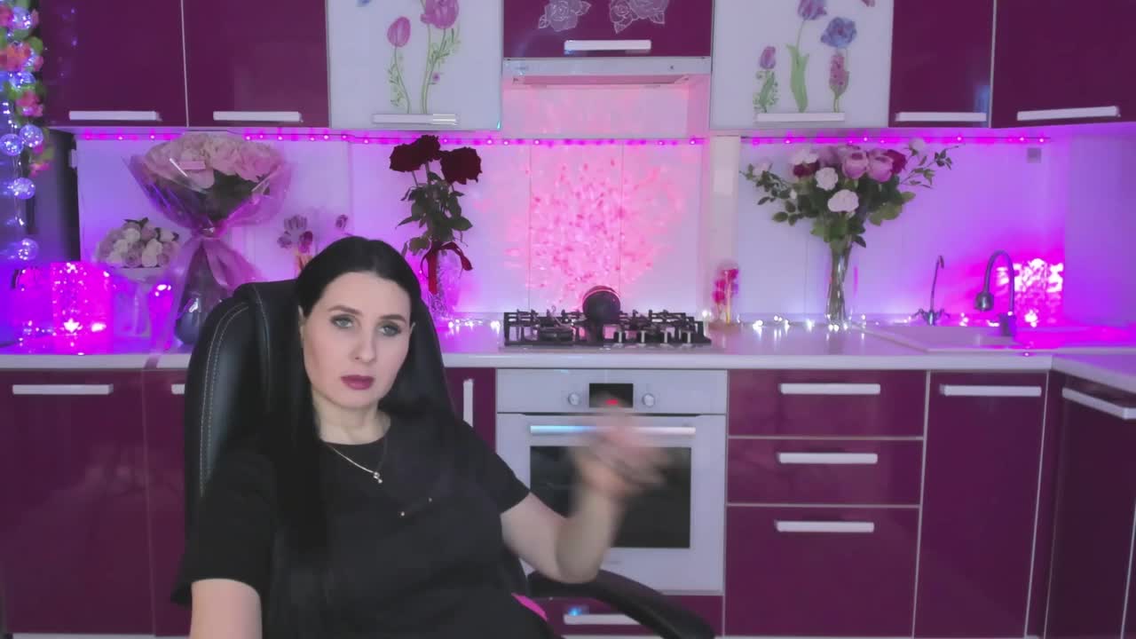 Olivija2020 Adult Chat March 13, 2026