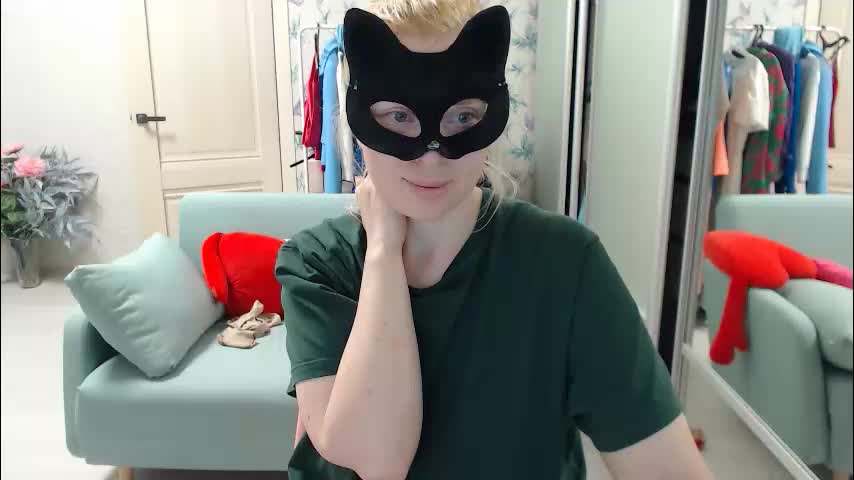 emily_york18 Adult Chat March 13, 2026