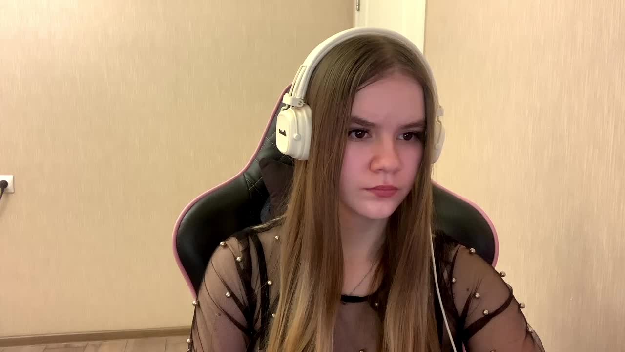 AgnesShyy Adult Chat March 13, 2026