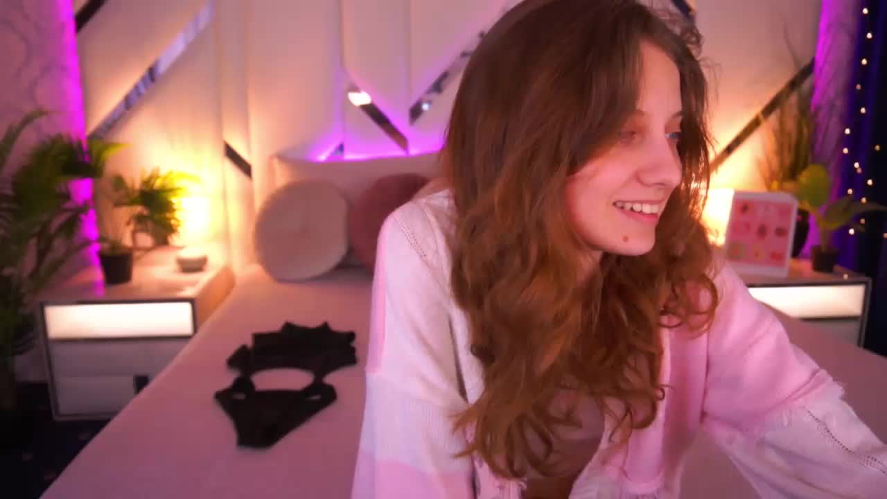 CuteeFoxy Adult Chat March 13, 2026