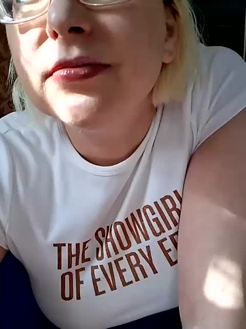 Vika211 Adult Chat March 13, 2026