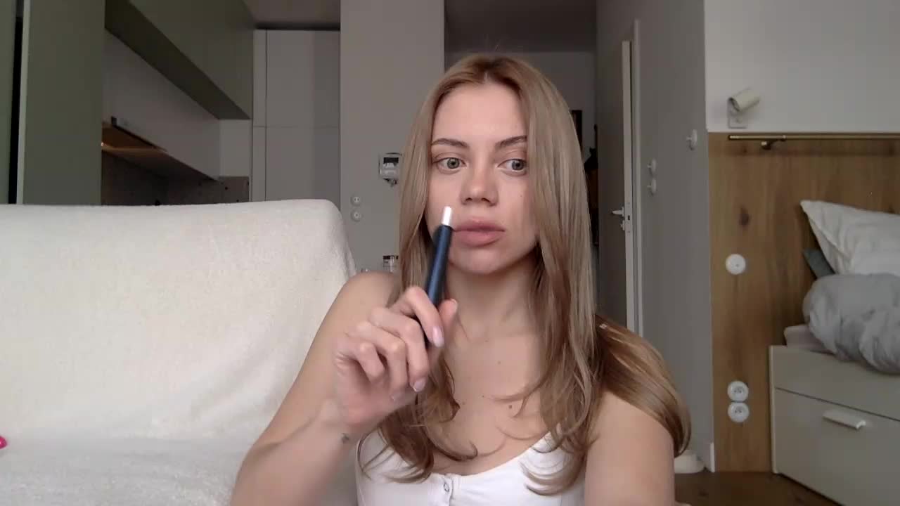 krazyBitch Adult Chat March 13, 2026