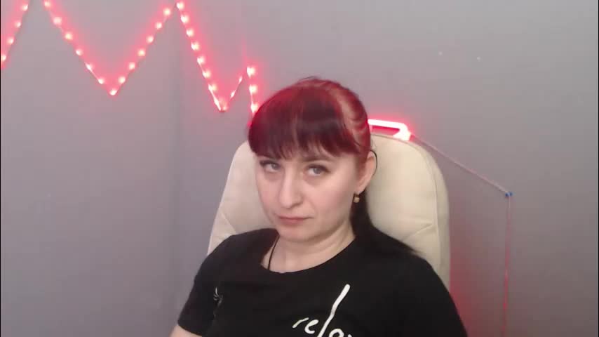 ninaflawlees Adult Chat March 13, 2026