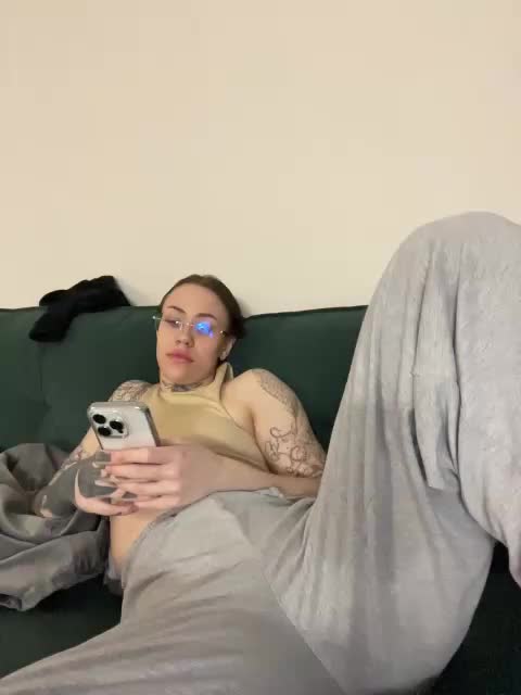 v_-_-_v Adult Chat March 13, 2026
