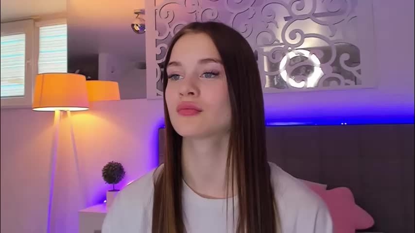 luisaclover Adult Chat March 13, 2026