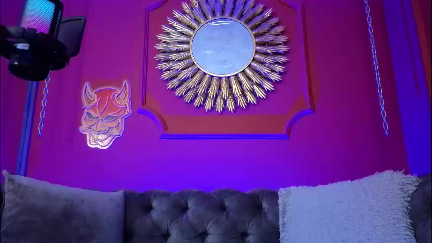 julieta_russell Adult Chat March 14, 2026