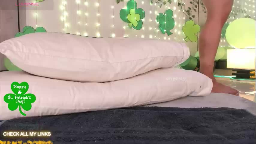 ohyesly_ Adult Chat March 14, 2026