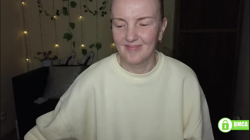 bella_hadatt Adult Chat March 15, 2026