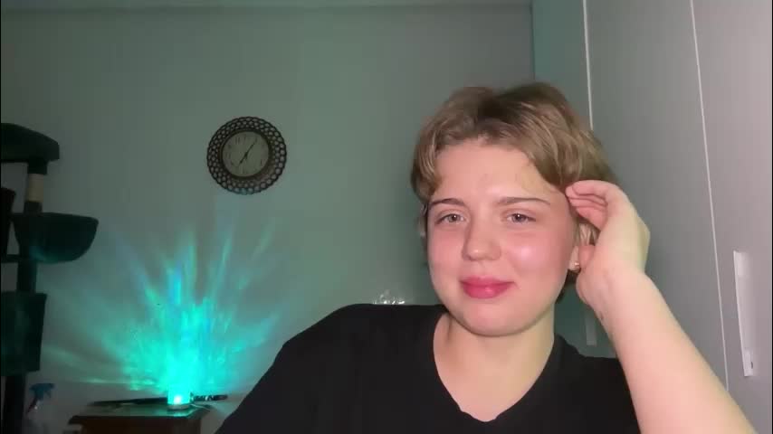 ari_crystal Adult Chat March 15, 2026