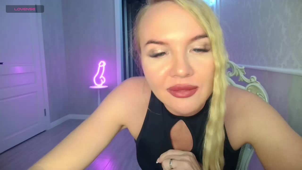 DOMINATRIX77 Adult Chat March 15, 2026