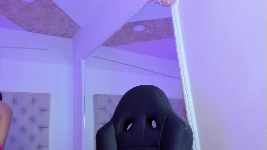 carolinefyre Adult Chat March 15, 2026