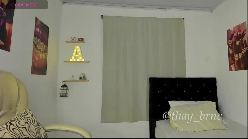 thayla_brincee Adult Chat March 15, 2026