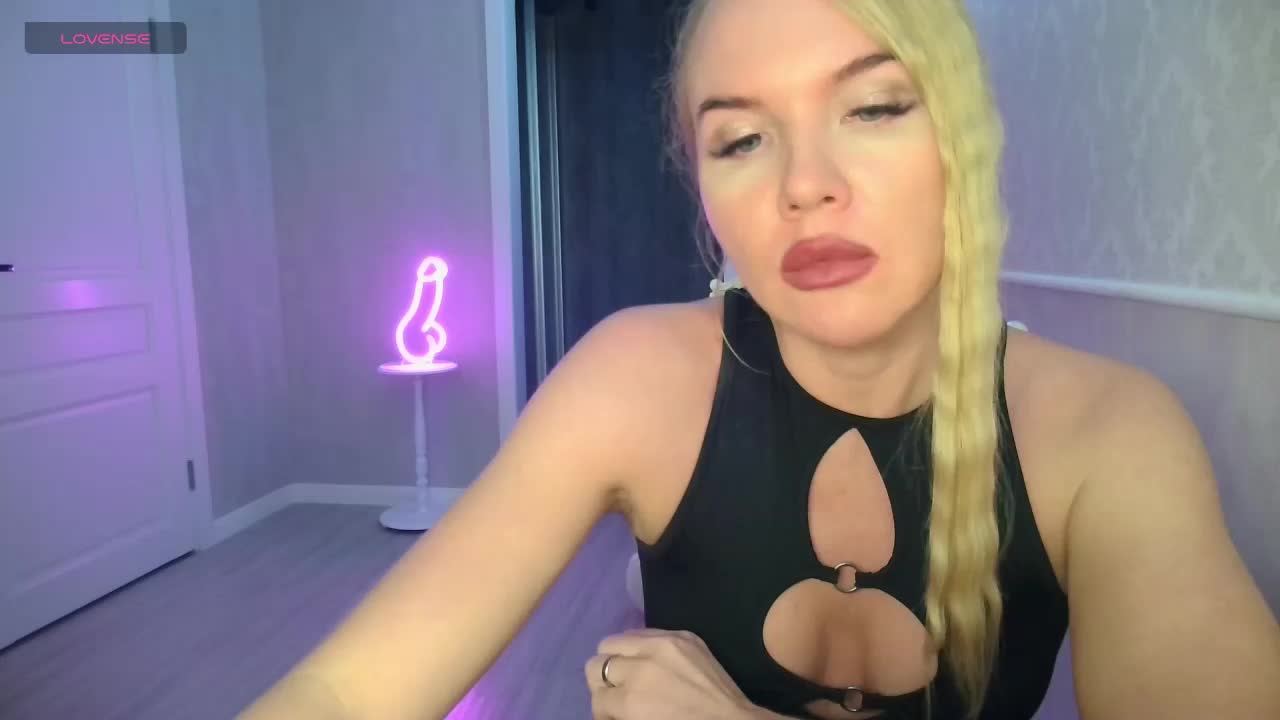DOMINATRIX77 Adult Chat March 15, 2026