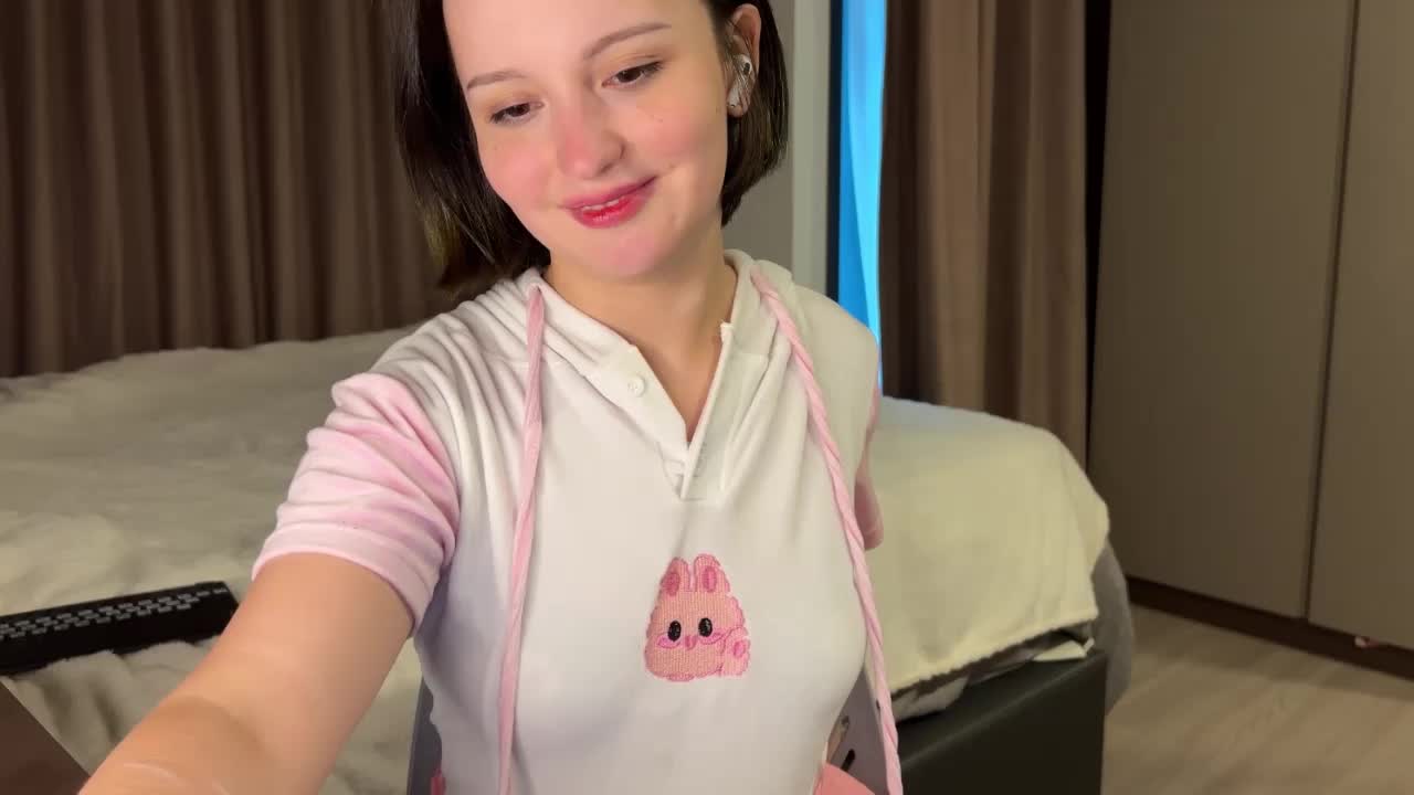 cuteeemily Adult Chat March 15, 2026