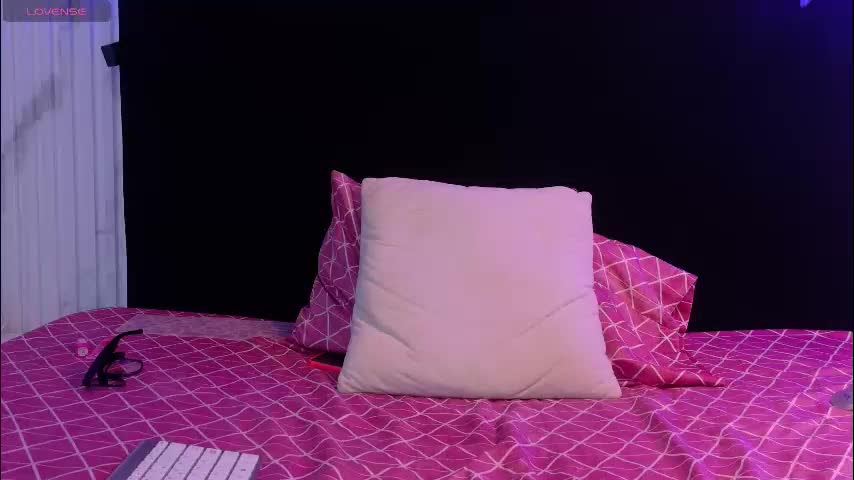 bella_moonlight_cr Adult Chat March 15, 2026