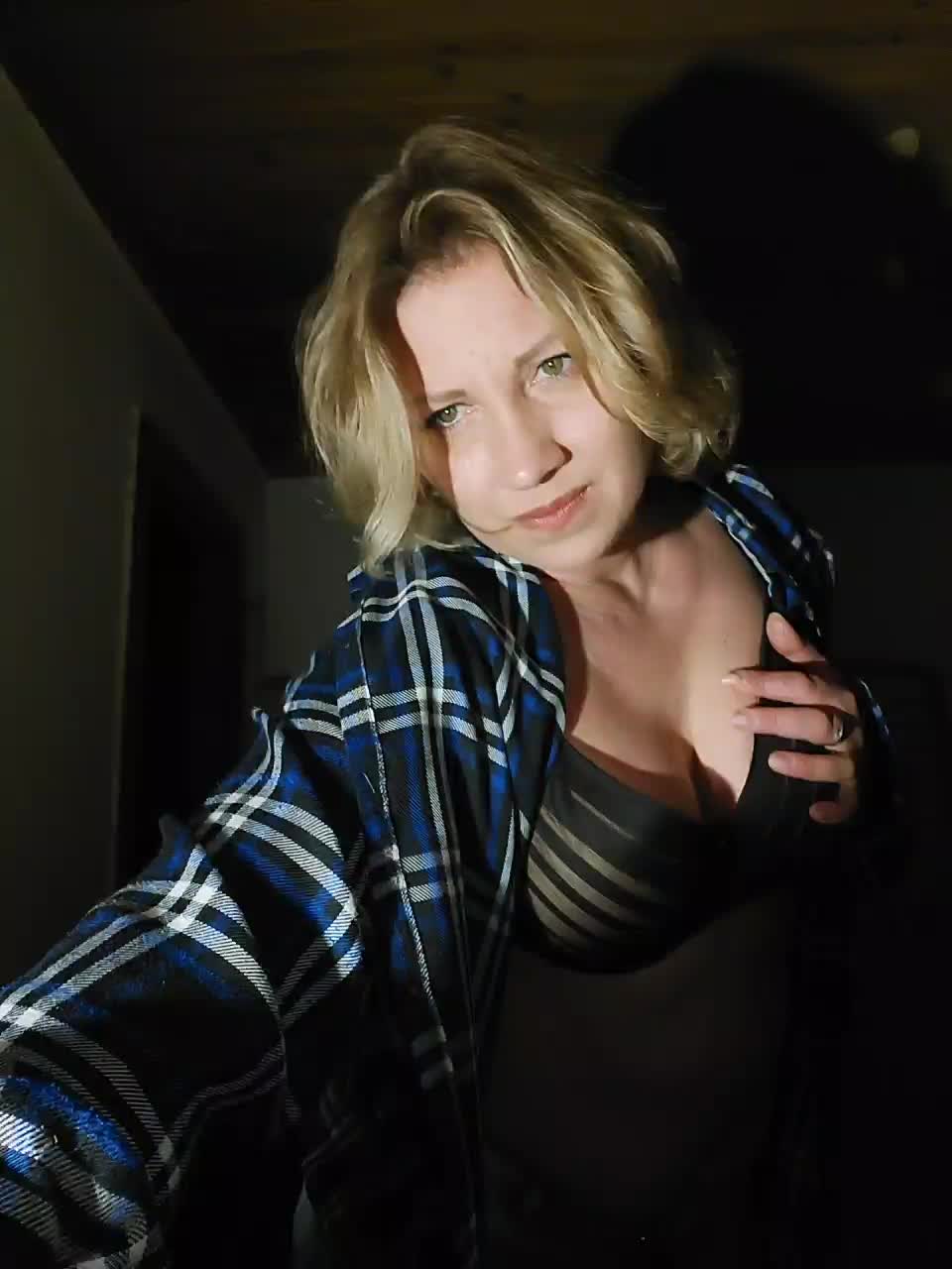 yuliia_3003 Adult Chat March 16, 2026