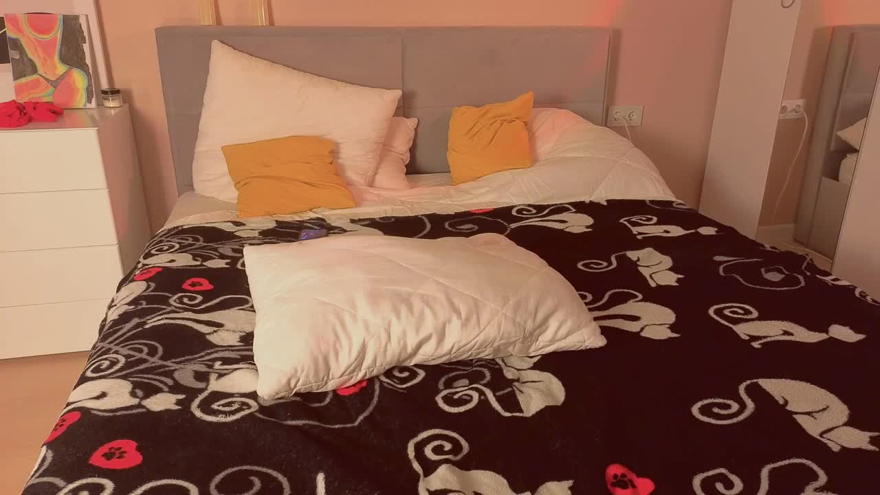 mili-milash Adult Chat March 16, 2026