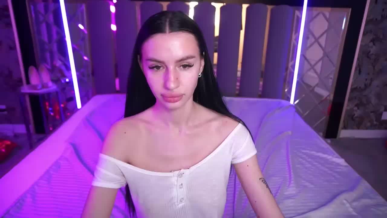 SnowWhiteee Adult Chat March 16, 2026