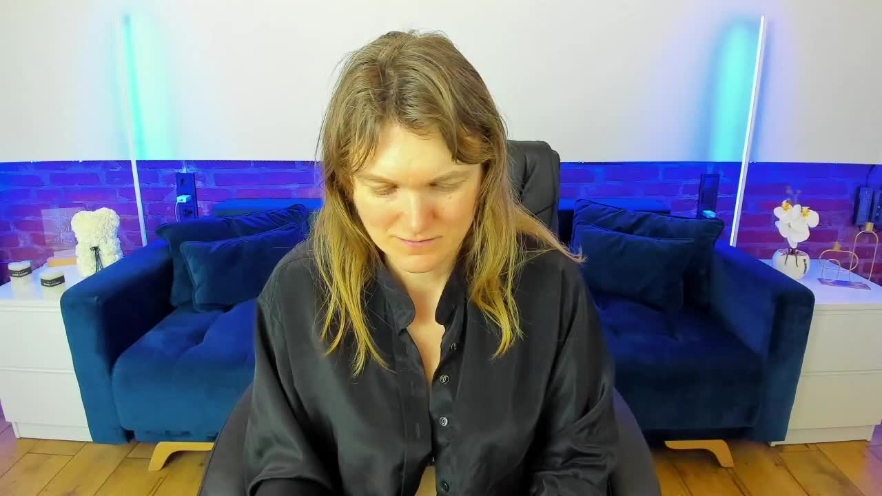 Annabel-xxx Adult Chat March 15, 2026