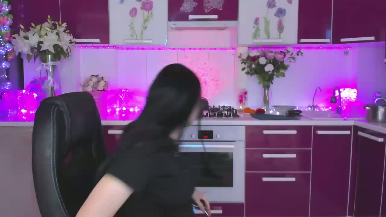 Olivija2020 Adult Chat March 16, 2026