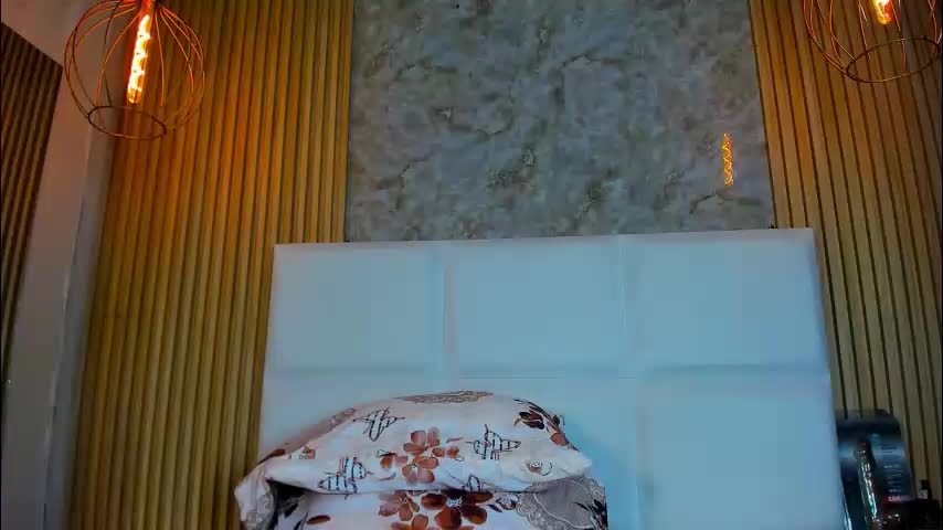 juna_hyl Adult Chat March 16, 2026