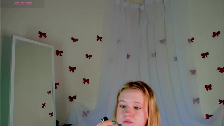 emilyhewell Adult Chat March 16, 2026