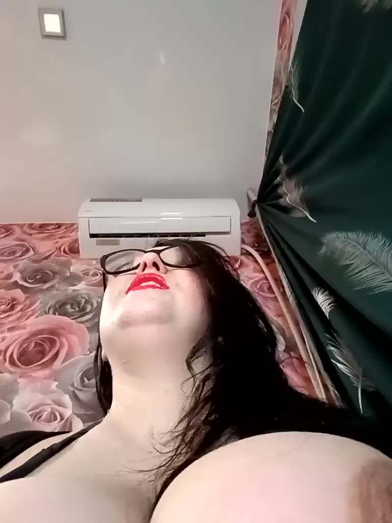 ViktoryDimond Adult Chat March 16, 2026