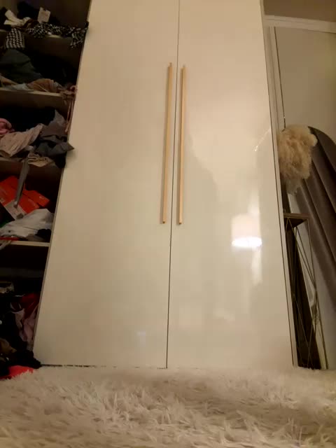 Ekaterina2221 Adult Chat March 16, 2026